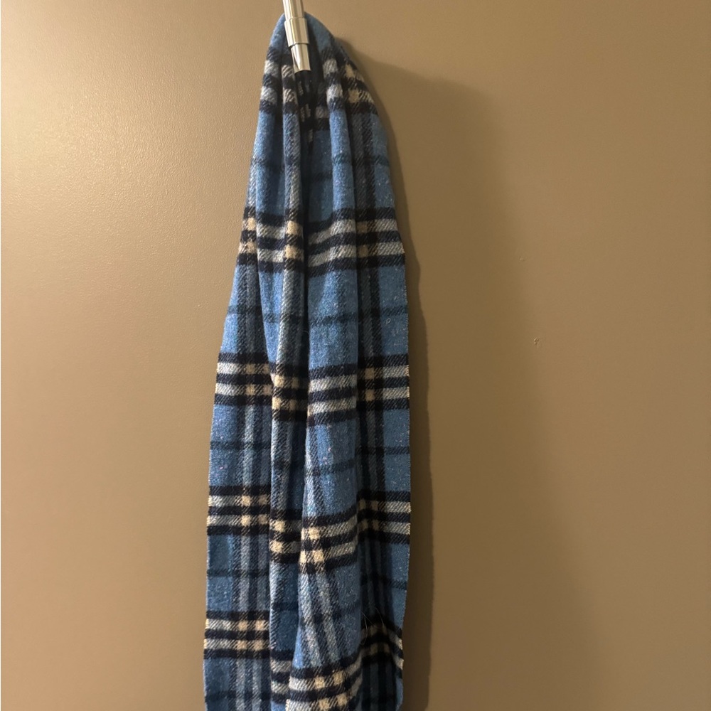 Burberry Sky Blue Checkered Lambswool Scarf